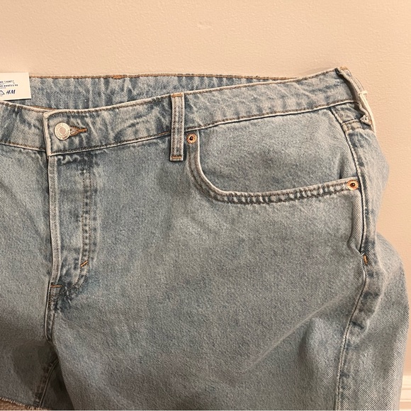 H&M 90s Low Rise Denim Shorts | NWT Size 18 - Picture 5 of 7
